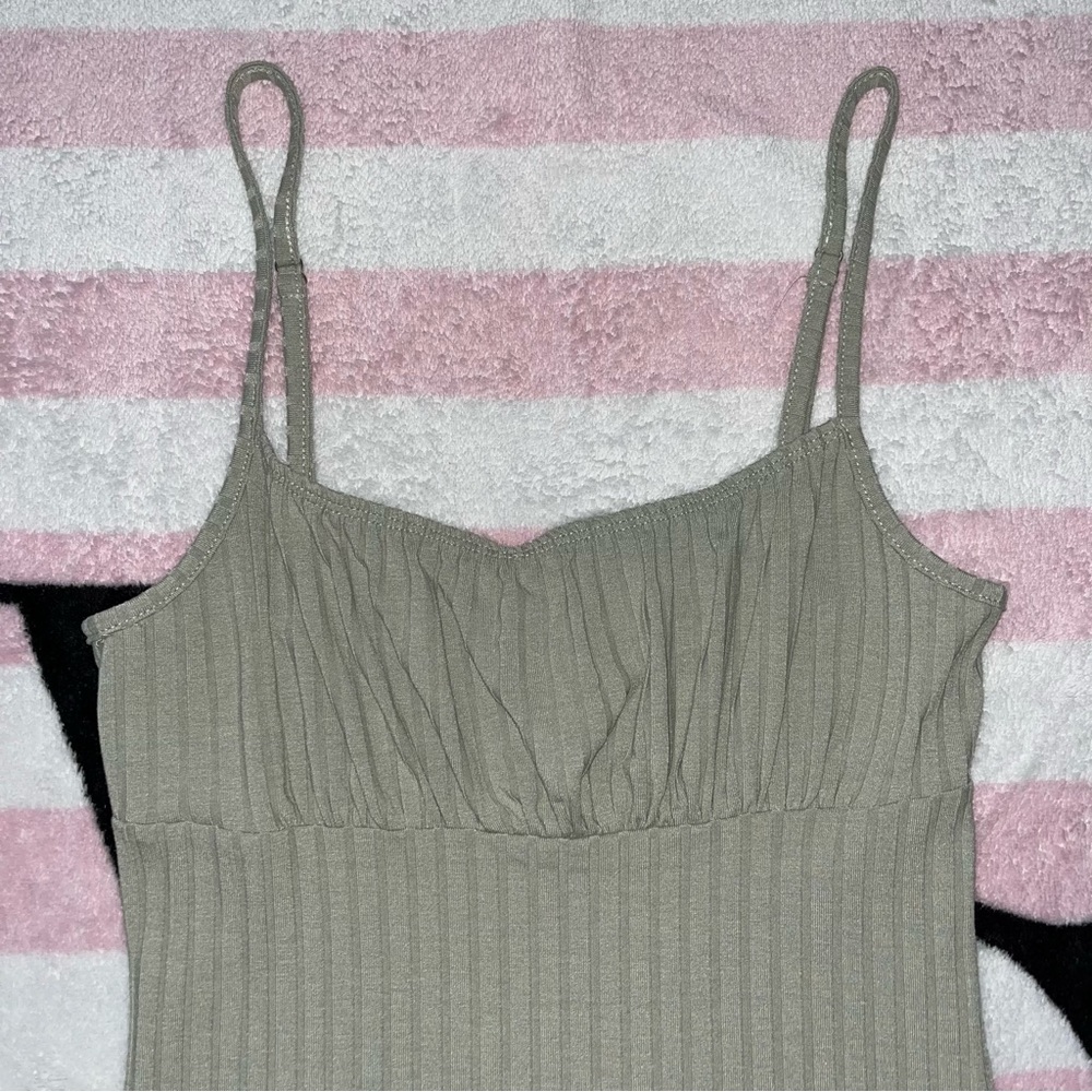 Princess Polly Ribbed Dress - Picture 4 of 7